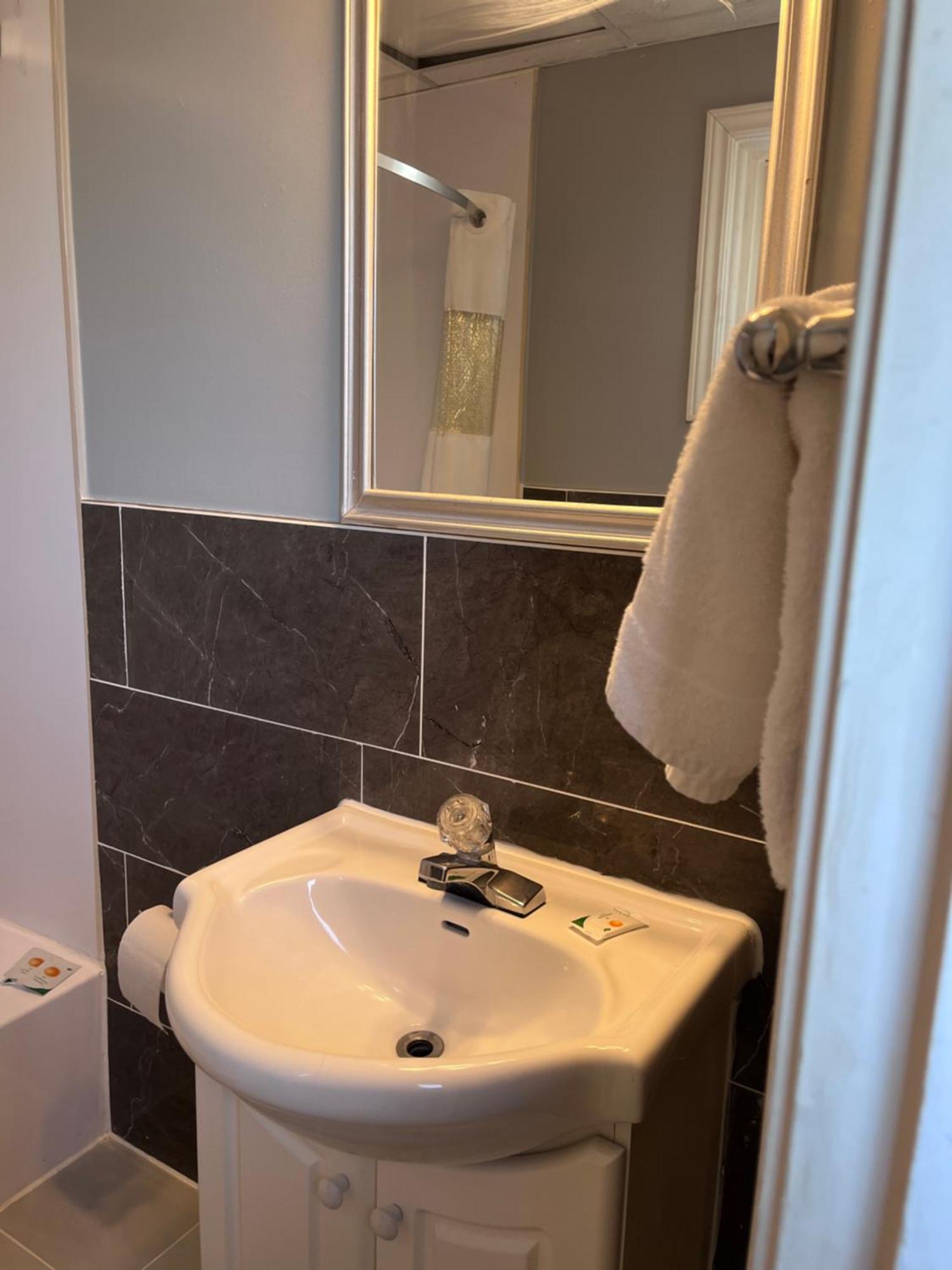 Hotel Knights - Park Motel, 2*